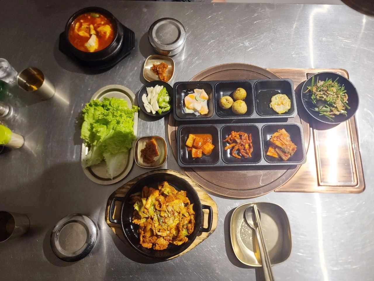 마닐라 말라떼 레메디오스 써클 맛집! 한식당 고집(탕) / 순두부찌개, 불고기가 맛있는 식당입니다